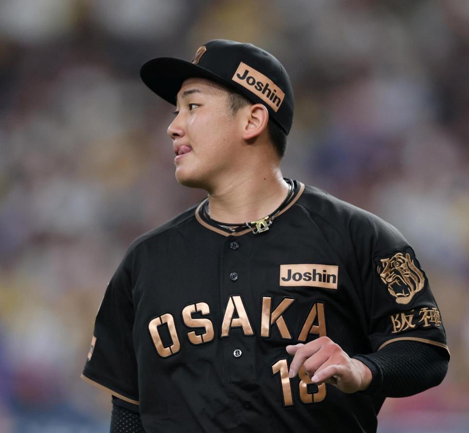 ５回、伊原は福永に二塁打を許し渋い表情を見せる（撮影・山口登）