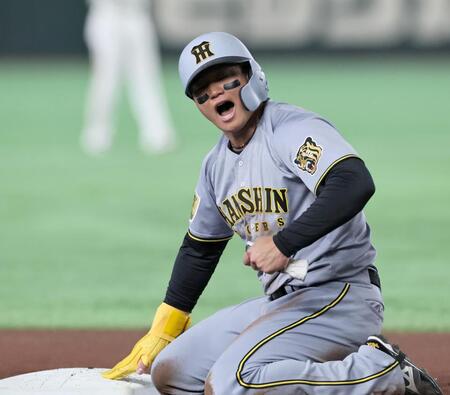 １回、佐藤輝の適時打で三塁へ進む森下（撮影・田中太一）