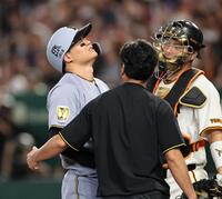 １回、死球を受けた森下（撮影・田中太一）