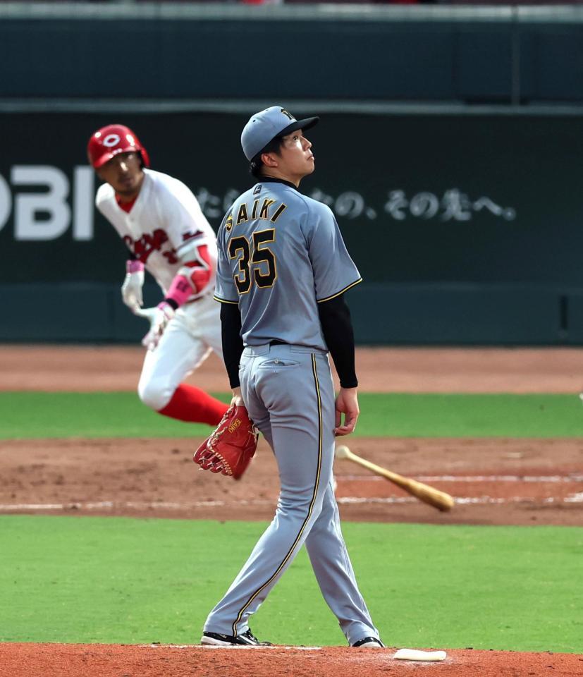 ３回、才木は菊池にソロを許す（撮影・山口登）