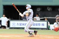 初回、左前打を放つディベイニー