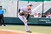 １回、力投する先発の富田