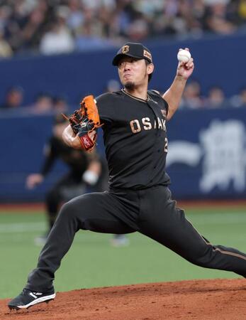 ヤクルト打線を相手に力投する伊藤将（撮影・立川洋一郎）