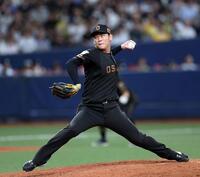 ７回、力投する及川（撮影・山口登）