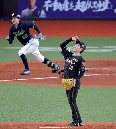 ３回、武岡に同点ソロを浴びる下村（撮影・立川洋一郎）