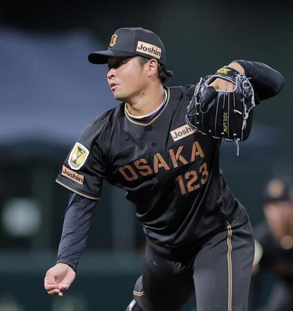 ８回から登板する松原（撮影・西田忠信）