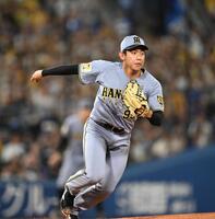 ７回途中から登板して好リリーフを見せた神宮（撮影・堀内翔）