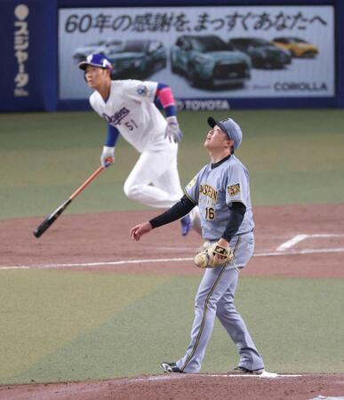 　４回、上林に先制２ランを浴びる西勇