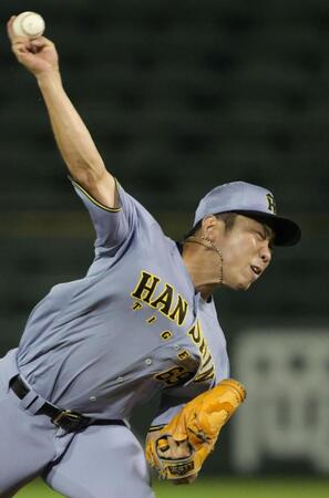 ７回に登板した阪神・石井大智（撮影・坂部計介）