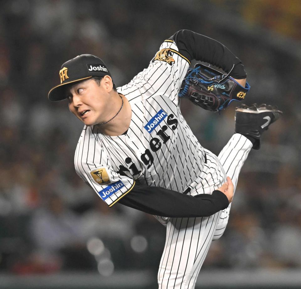 　８回、力投する木下（撮影・飯室逸平）