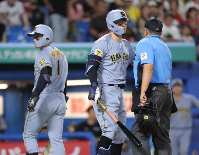 阪神・森下に球審が詰め寄る→輝が制止