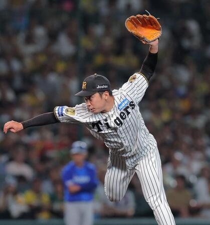 ８回から登板する石井（撮影・西田忠信）