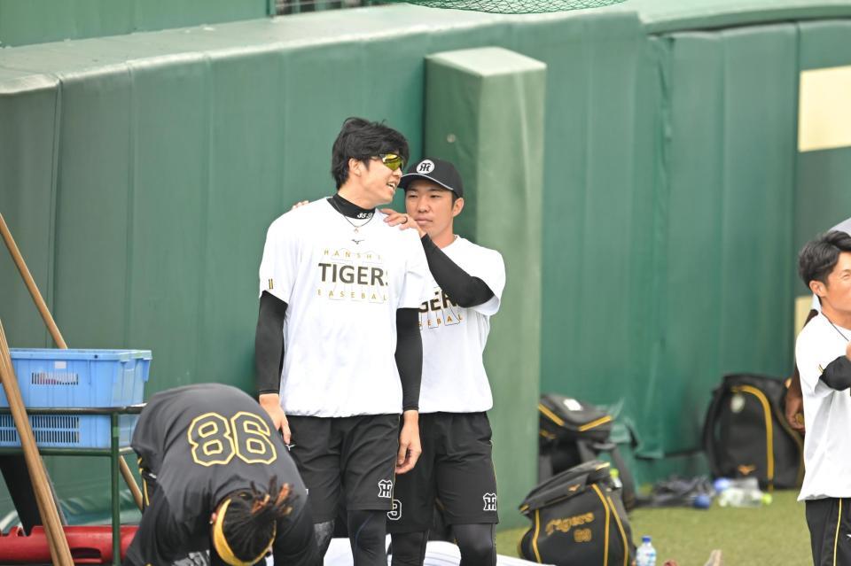 才木と話す石井