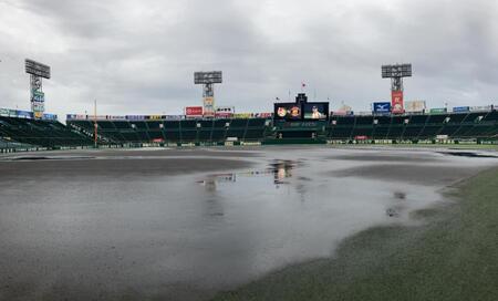 昼過ぎの甲子園グラウンド（撮影・西田忠信）