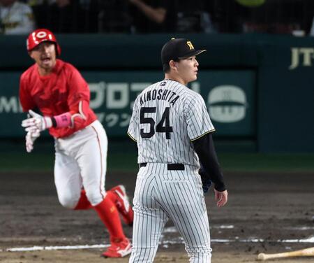 ７回、木下は菊池に先制適時二塁打を許す（撮影・山口登）