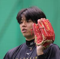 登板に向けて調整する才木（撮影・西田忠信）