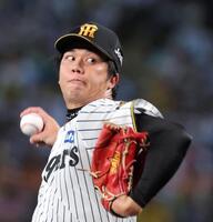 中日打線を相手に力投する才木（撮影・立川洋一郎）