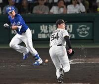 １１回、細川成也に先制打を許す木下（撮影・飯室逸平）