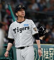 阪神・佐藤輝は全然下手くそじゃない 田中秀太内野守備走塁コーチ