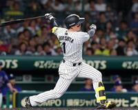 ３回、中前打を放つ森下（撮影・西田忠信）