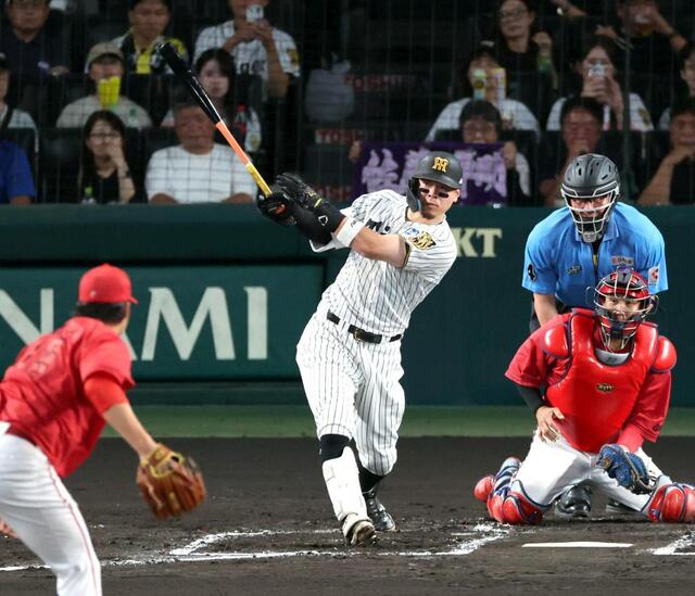 阪神初回から打線爆発！佐藤輝が先制打