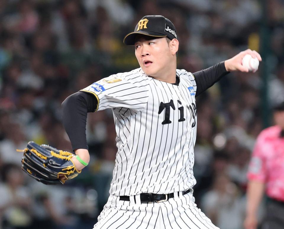 ８回、力投する及川（撮影・山口登）