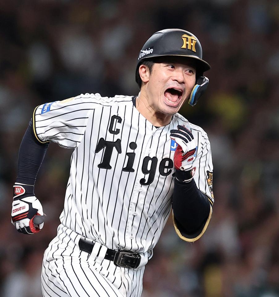 ６回、左前打を放ち声を上げる坂本（撮影・西田忠信）