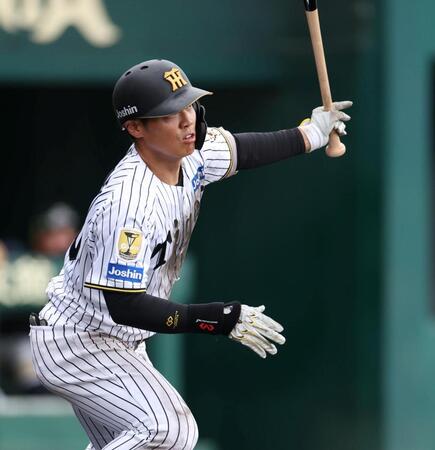 １回阪神１死二塁、右前適時打を放つ阪神・谷端将伍＝日鉄鋼板ＳＧＬスタジアム尼崎（撮影・中田匡峻）