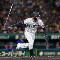 ３回、適時内野安打を放つ元山（撮影・西田忠信）