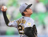 先発し、投げ込む高橋（撮影・田中太一）
