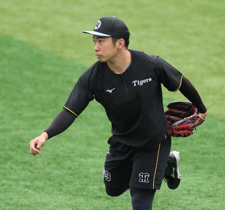 調整する石井（撮影・金田祐二）