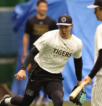 守備練習をする工藤（撮影・西田忠信）