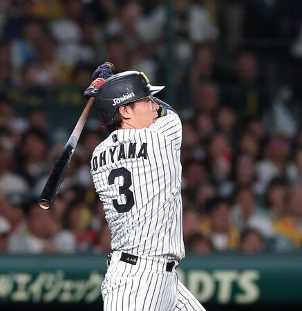 ２回、先制ソロを放つ大山（撮影・西田忠信）