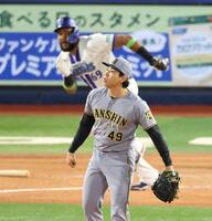 １１回、エンカーナシオンにサヨナラ打を浴びる工藤（撮影・金田祐二）