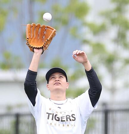 登板に向け調整する大竹（撮影・西田忠信）