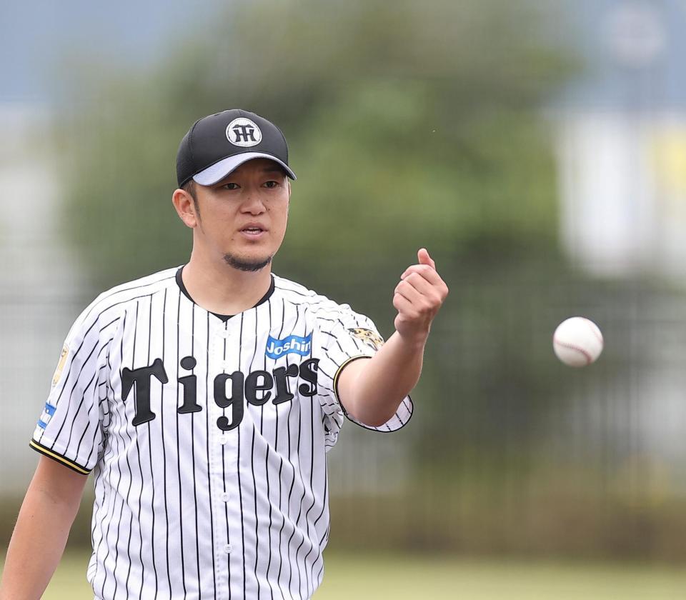 キャッチボールで調整した岩貞（撮影・西田忠信）
