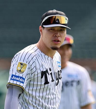 ＣＳに向け調整する佐藤輝（撮影・山口登）