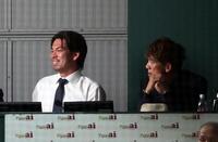 テレビで解説する前田健（左）と松井稼頭央氏（撮影・山口登）