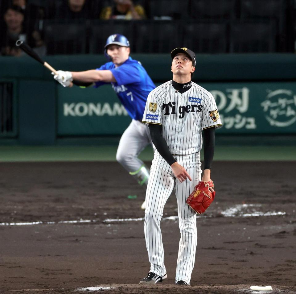 ３回、才木は佐野に先制３ランを許す（撮影・山口登）
