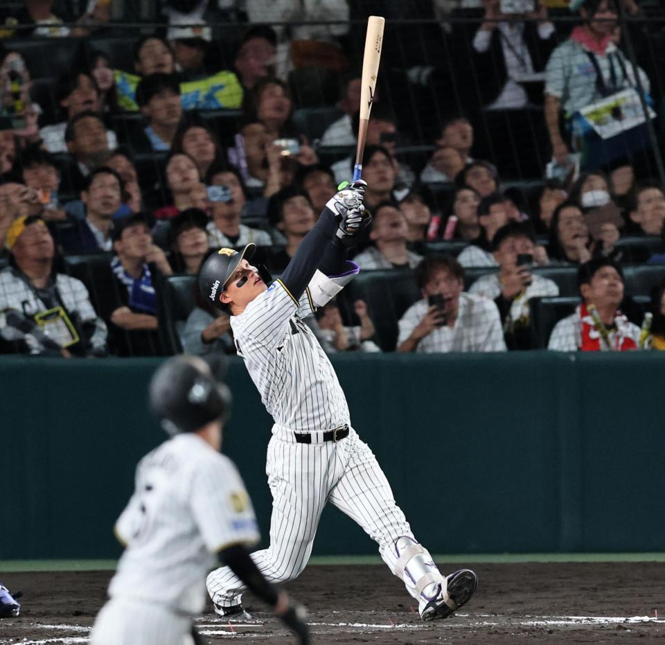 ７回、代打の森下は中飛に倒れる（撮影・田中太一）