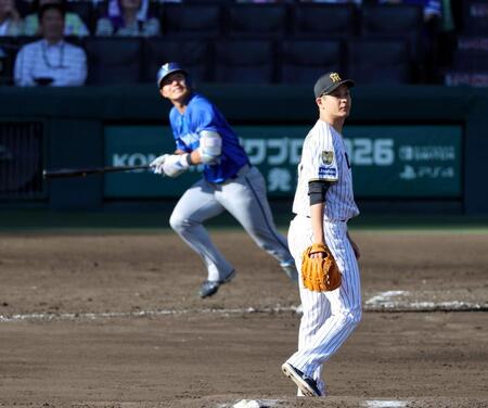４回、大竹は成瀬に２ランを許す（撮影・山口登）