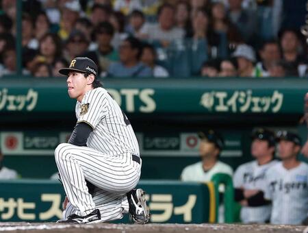 ９回、三森に逆転打を許しぼう然とする工藤（撮影・西田忠信）