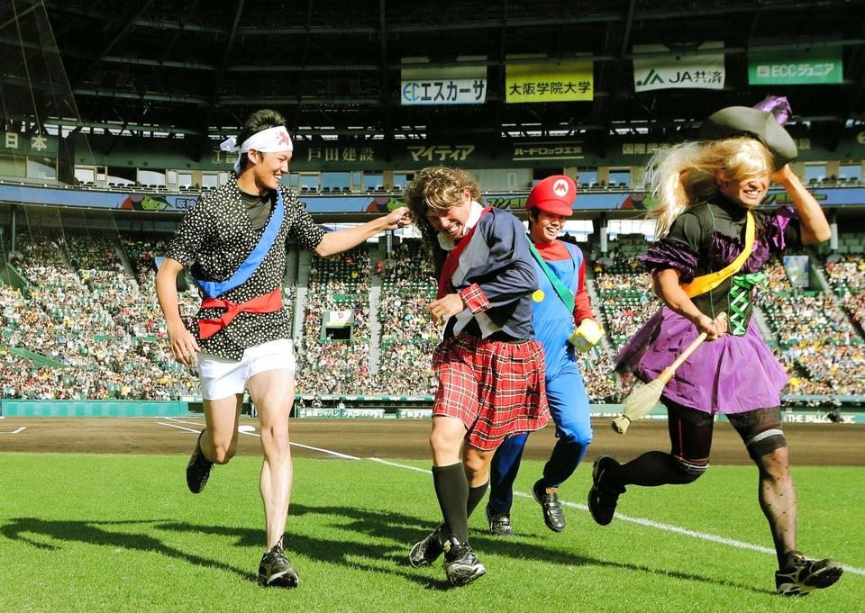 阪神ファン感謝デー（甲子園） 2013年11月23日/藤浪晋太郎写真特集