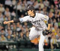 巨人打線を相手に力投する阪神・藤浪晋太郎＝甲子園（撮影・保田叔久）