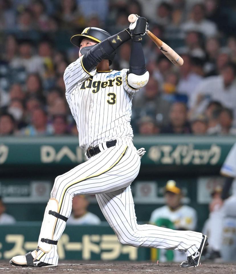 　不動の４番打者として活躍を続ける大山選手。ファン投票も１位をキープしています。