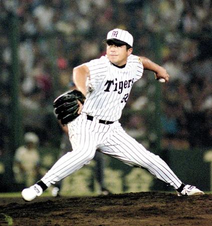 　１９９９年９月の巨人戦、力強く投げ込む遠山