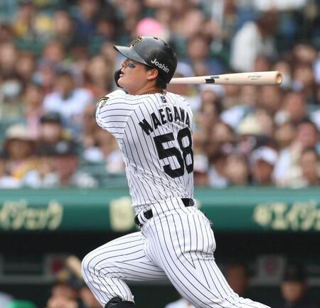 　３回、左前打を放つ前川（撮影・北村雅宏）