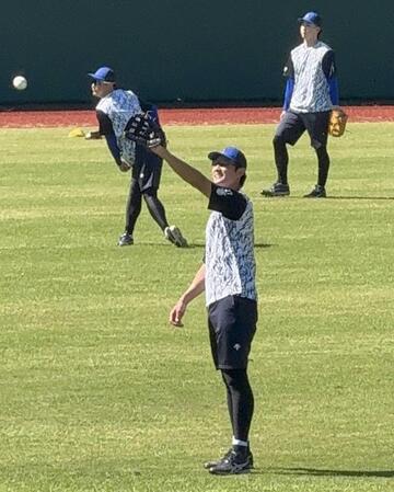 　宮崎日南で調整する藤浪（撮影は筆者）