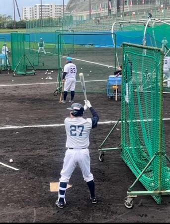 　浦添キャンプで中村悠平に会ってきた（撮影は筆者）