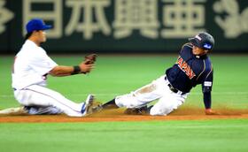　２０１３年３月のＷＢＣ台湾戦で決死の二盗を決める鳥谷